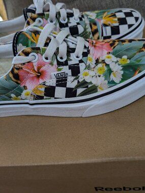 VANS Doheny Floral Checkerboard Animal Lace Up Women 7, Men 5.5